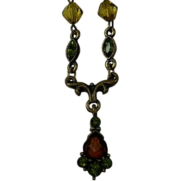 1928 Antiqued Brass Tone Necklace Green Rhinestones Amber Glass Teardrop Pendant - Picture 6 of 7